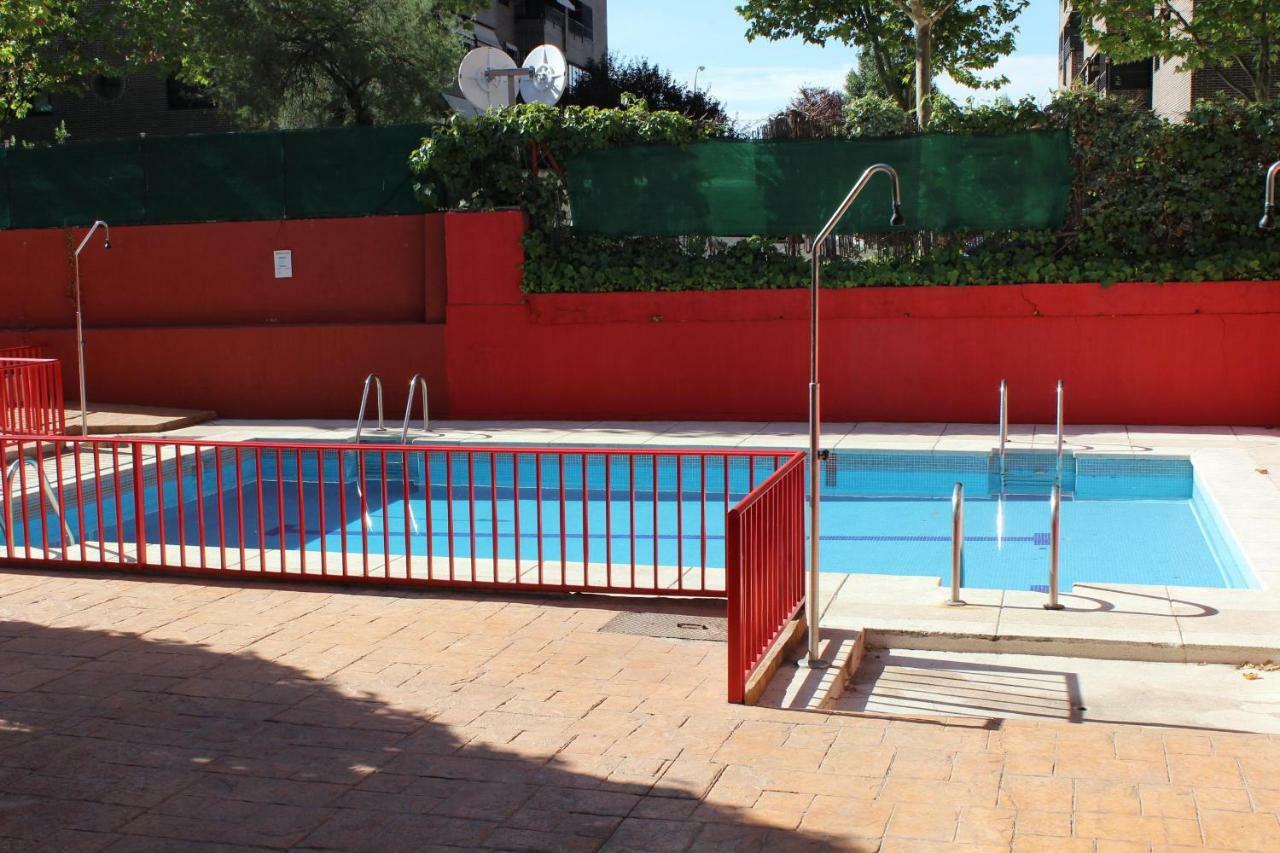 Vivienda Familiar Con Jardin Junto A Ifema Lejlighed Madrid Eksteriør billede